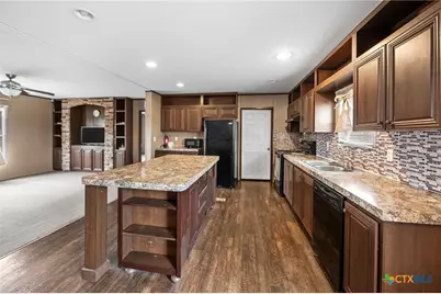 3814 New Mathis Road, Elmendorf, TX 78112 - Photo 17