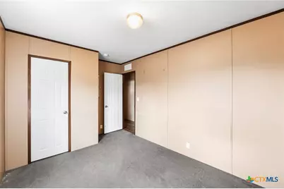 3814 New Mathis Road, Elmendorf, TX 78112 - Photo 25