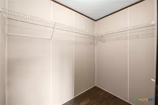 3814 New Mathis Rd, Elmendorf, TX 78112 - Photo 9