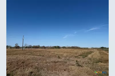 9-16 & 32 Saint Louis Avenue, Port Lavaca, TX 77979 - Photo 3