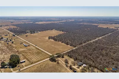 1387 County Road 304, Floresville, TX 78114 - Photo 1