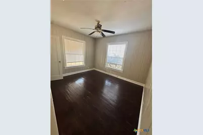 209 Lackey Street, Cuero, TX 77954 - Photo 9