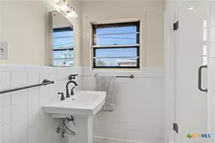 120 N 29th St, Gatesville, TX 76528 - Photo 15