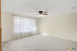 120 N 29th St, Gatesville, TX 76528 - Photo 3