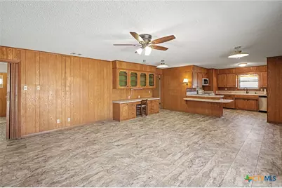 120 N 29th Street, Gatesville, TX 76528 - Photo 5