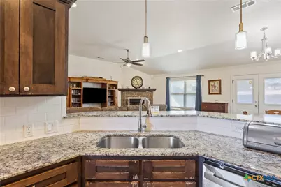 303 County Road 127, Gatesville, TX 76528 - Photo 9