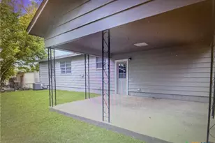 1203 17th St, Copperas Cove, TX 76522 - Photo 7