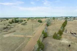 1310 N Nassau Rd, Round Top, TX 78954 - Photo 25