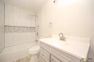 1010 S 4th St, Temple, TX 76504 - Photo 13