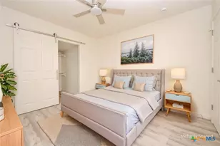 1010 S 4th St, Temple, TX 76504 - Photo 5