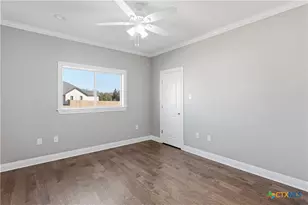 647 Oak Creek Pkwy, Seguin, TX 78155 - Photo 41