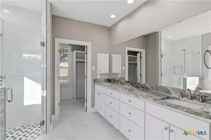 647 Oak Creek Pkwy, Seguin, TX 78155 - Photo 31