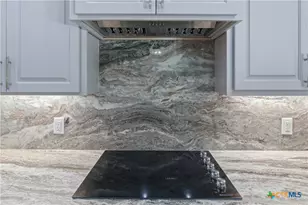 647 Oak Creek Pkwy, Seguin, TX 78155 - Photo 25