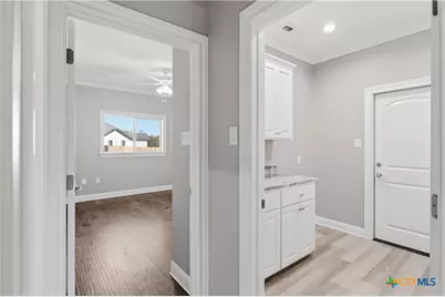 647 Oak Creek Parkway, Seguin, TX 78155 - Photo 39