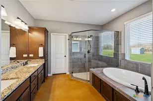 5476 County Rd 427, Stockdale, TX 78160 - Photo 15