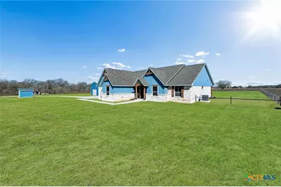 5476 County Road 427, Stockdale, TX 78160 - Photo 1