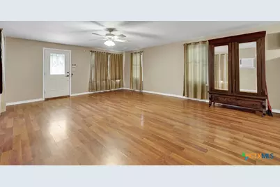 1630 Katy Street, New Braunfels, TX 78130 - Photo 13