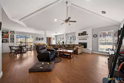 1911 Palace Drive, New Braunfels, TX 78130 - Photo 7