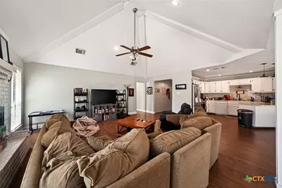 1911 Palace Drive, New Braunfels, TX 78130 - Photo 7