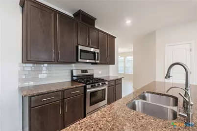 2241 Windswept Way, New Braunfels, TX 78132 - Photo 9