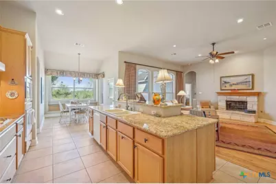 1525 Fm 1704, Elgin, TX 78621 - Photo 13