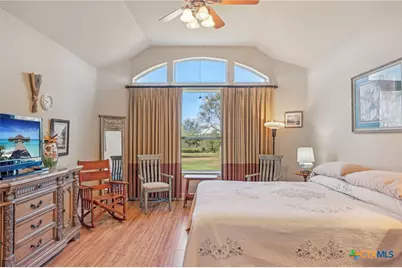 1525 Fm 1704, Elgin, TX 78621 - Photo 17