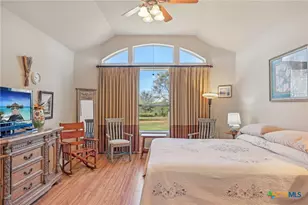 1525 Fm 1704, Elgin, TX 78621 - Photo 17