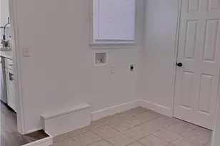 801 Hopkins St, Yoakum, TX 77995 - Photo 29