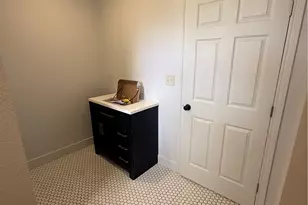 801 Hopkins St, Yoakum, TX 77995 - Photo 17