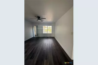 801 Hopkins St., Yoakum, TX 77995 - Photo 3