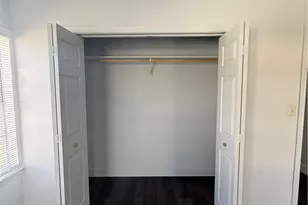 801 Hopkins St, Yoakum, TX 77995 - Photo 7