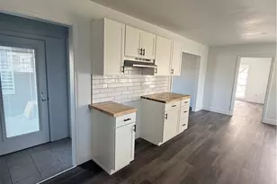 801 Hopkins St, Yoakum, TX 77995 - Photo 19