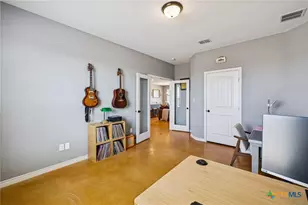 5476 County Rd 427, Stockdale, TX 78160 - Photo 19