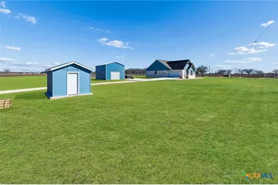5476 County Road 427, Stockdale, TX 78160 - Photo 29