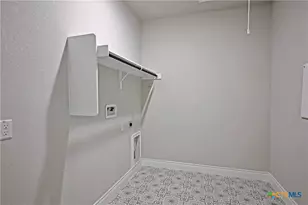 588 Vale Ct, New Braunfels, TX 78132 - Photo 7