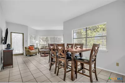 401 W Lincoln Street #A101, New Braunfels, TX 78130 - Photo 5