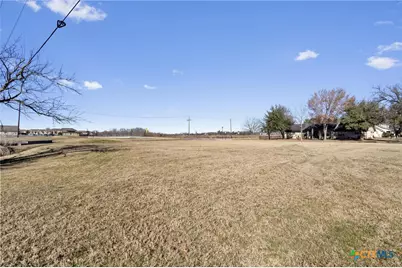 3949 Pinehurst Drive, Taylor, TX 76574 - Photo 11