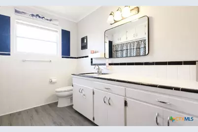 2865 Fm 1685, Victoria, TX 77905 - Photo 9