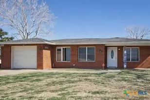 2865 Fm 1685, Victoria, TX 77905 - Photo 1