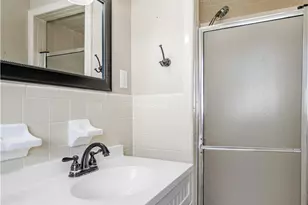 121 Bonham St, Port Lavaca, TX 77979 - Photo 11