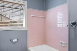 121 Bonham St, Port Lavaca, TX 77979 - Photo 13