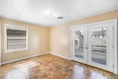 121 Bonham Street, Port Lavaca, TX 77979 - Photo 15