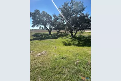 1709 Fm 318, Yoakum, TX 77995 - Photo 11