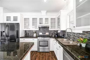 307 Stone Gate Dr, Victoria, TX 77904 - Photo 7