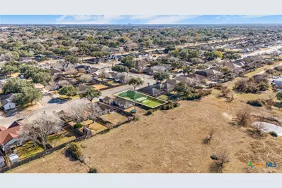 307 Stone Gate Drive, Victoria, TX 77904 - Photo 17