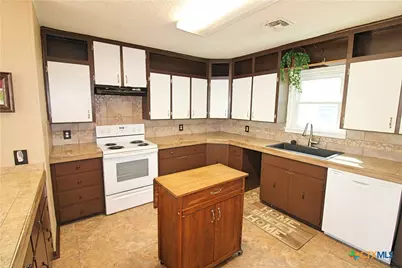 1001 E Main Street, Little River Academy, TX 76554 - Photo 9