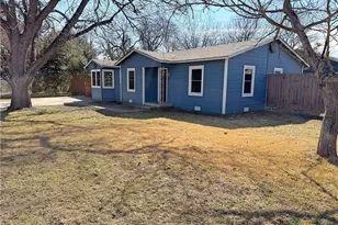 1001 E Main St, Little River Academy, TX 76554 - Photo 3