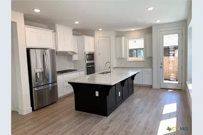 1048 Easy Gruene, New Braunfels, TX 78130 - Photo 5