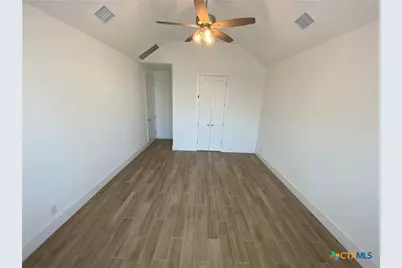 1048 Easy Gruene, New Braunfels, TX 78130 - Photo 13