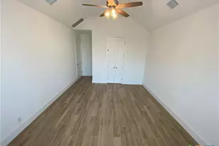 1048 Easy Gruene, New Braunfels, TX 78130 - Photo 13